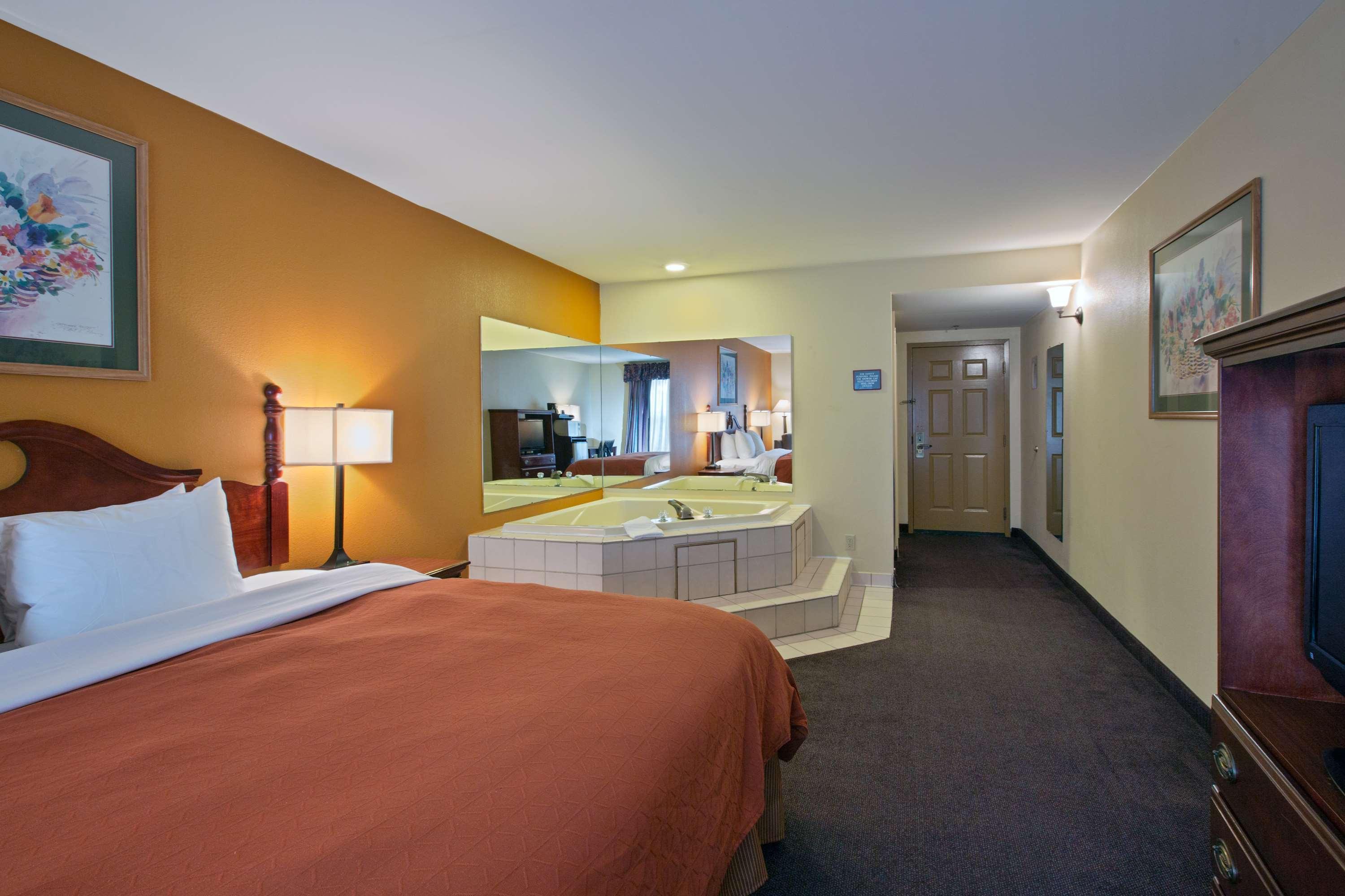 Country Inn & Suites By Radisson, Richmond I-95 South, Va Bellwood المظهر الخارجي الصورة
